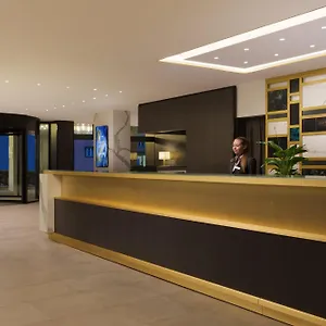 Crowne Plaza By Ihg Hotel