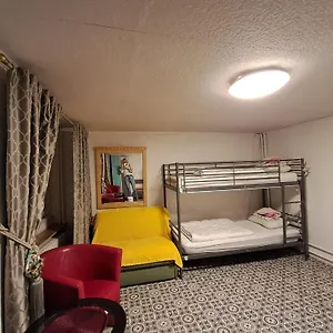 Friendly Hostal