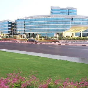 **** Hotel Millennium Airport Emiratos Árabes Unidos