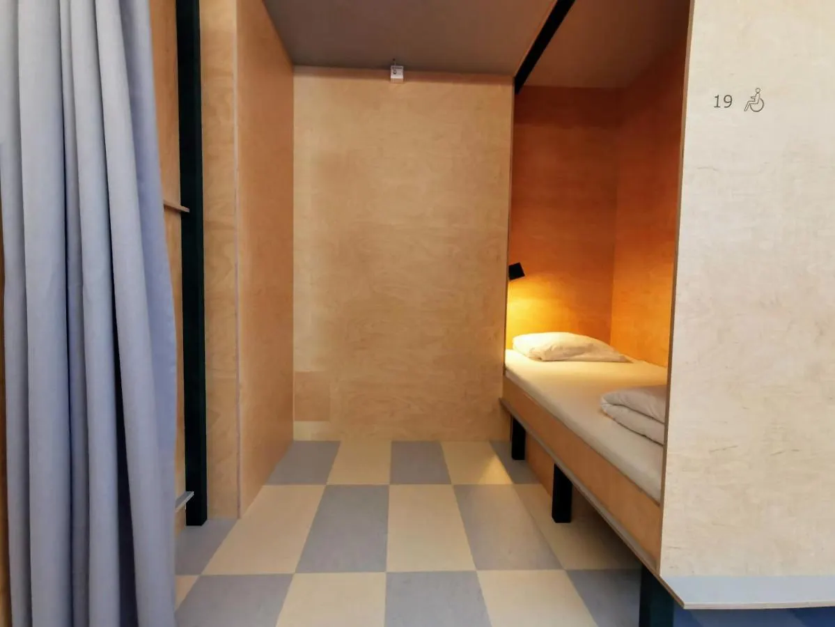 Green Marmot Capsule Hotel Zuerich Hostel